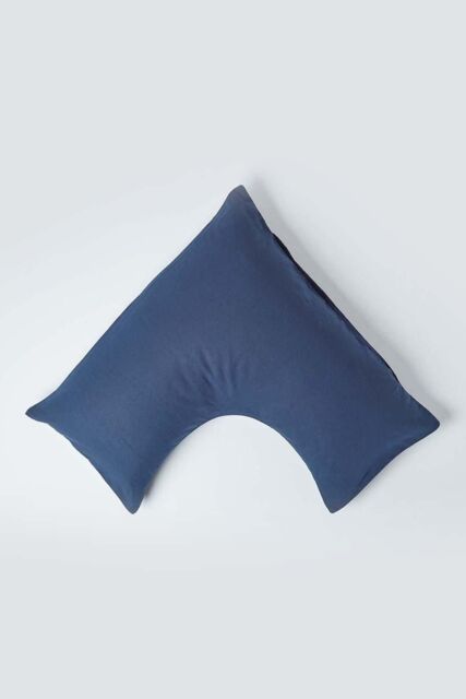 Homescapes Linen V Shaped Pillowcase in Navy - image 1