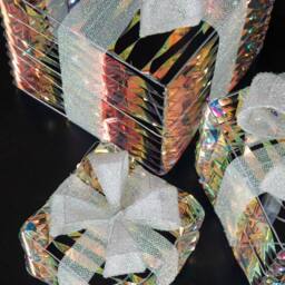 Samuel Alexander 30cm Set of 3 Star Shimmer Christmas Parcels with 90 White LEDs - thumbnail 4