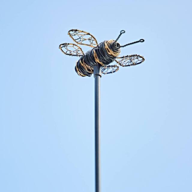 Paper High Metal Bee Garden Stake in Black - image 1