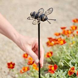 Paper High Metal Bee Garden Stake in Black - thumbnail 6
