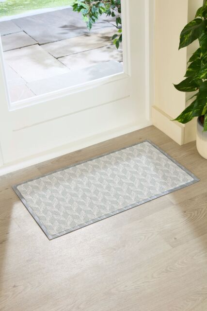 Artsy Mats Leaf Chevron Sage Green Indoor Outdoor Doormat (70 x 40cm) in Beige - Size: 40 cm x 70 cm - image 1
