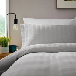 New Edge Blinds Belgravia Duvet Set in Grey - Size: Super King - thumbnail 2