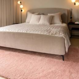 Kukoon Pink Washable Machine Wash Shaggy Rug - Size: 120 cm x 170 cm - thumbnail 3