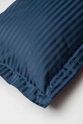 Belledorm Hotel Suite Satin Stripe 540 Thread Count Oxford Pillowcase in Navy - thumbnail 1