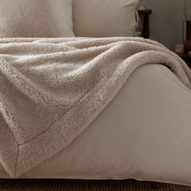 Yard Olann Faux Shearling Throw in Natural - Size: 130 cm x 180 cm - image 1