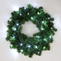 Shatchi 55cm Prelit Alaskan Pine Green Christmas Wreath