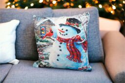 Netagon Snowman & Robin Design Christmas Themed Cushion 45X45CM in White - Size: 45X45 cm - thumbnail 4