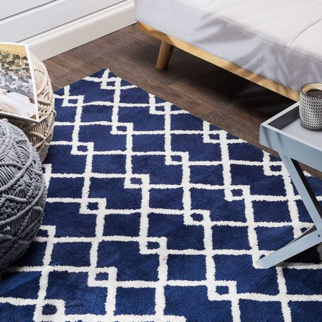Wyld and Coco Azure Geometric Area Rug - Blue 140 x 200 cm - Hand-Tufted Polyester - Size: 140 cm x 200 cm - image 1