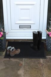JVL Orion Scraper Rubber Pin Doormat 60x80cm in Black - Size: 60 cm x 80 cm - thumbnail 2