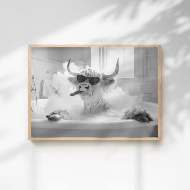 60 SECOND MAKEOVER Highland Cow Smoking A Cigar In The Bath Quirky Animal Print - Size: A4 - image 1