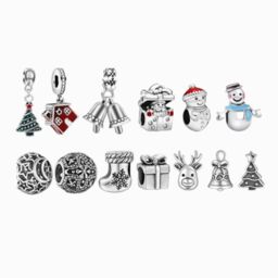 Lovii Women's The Ultimate Sparkling 24-Day Luxury Advent Calendar in Red - thumbnail 4