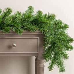 Christow Christmas Garland Artificial Plain Green Pine Decoration 180cm (S) or 270cm (L) - Size: Small - thumbnail 2