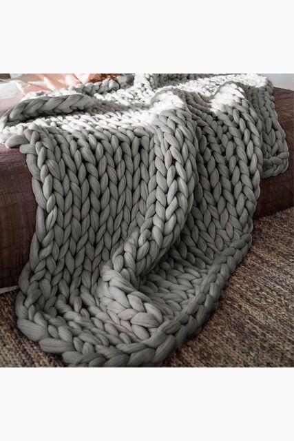 H&O Direct Chunky Knit Throw Blanket Handwoven Home Decor in Grey - Size: 80 cm x 100 cm - image 1