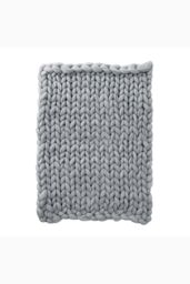H&O Direct Chunky Knit Throw Blanket Handwoven Home Decor in Grey - Size: 80 cm x 100 cm - thumbnail 3