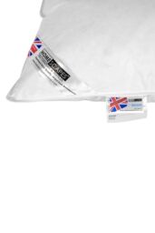 Homescapes Luxury Goose Down Pillow Soft, Breathable & Hypoallergenic in White - thumbnail 4