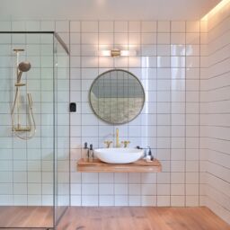 Happy Homewares Modern IP44 Rated Bathroom Wall Light Fitting with Tubular Glass Shades & Pull Switch in Metallic Gold - thumbnail 7