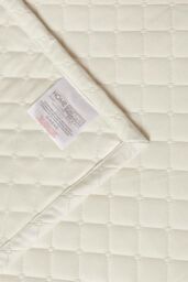 Homescapes Diamond Quilted Velvet Throw in Cream - Size: 150 cm x 200 cm - thumbnail 5