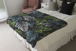 Benjamin Tate Design Leaf Print On Dark Blanket in Natural - Size: 120 cm x 150 cm - thumbnail 3