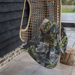 Benjamin Tate Design Leaf Print On Dark Blanket in Natural - Size: 120 cm x 150 cm - thumbnail 4