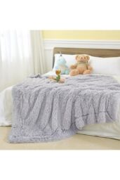 H&O Direct Grey Soft Plush Flannel Blanket, 130*160cm - Size: 130 cm x 160 cm - thumbnail 1