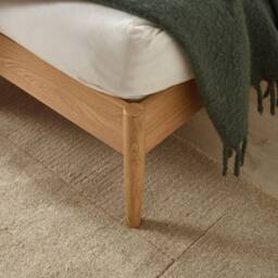 Cheshire Magnolia Oak Spindle Bed - Double (135cm) in Brown - thumbnail 7