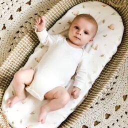 Minky Myles Baby Fitted Moses Basket Sheet. Cotton Neautral Bunny Nursery Sheet. Crease. Baby Bedding Crib Sheets in White - thumbnail 2