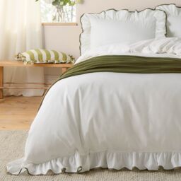 Wylder Blousey Ruffle 100% Cotton Duvet Cover Set in Olive - Size: Super King - thumbnail 3