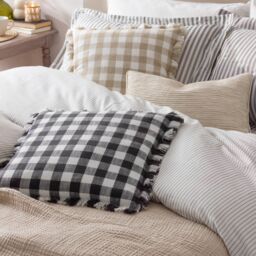 Yard Barton Check Fringed 100% Cotton Cushion in Black - Size: 45 cm x 45 cm - thumbnail 5