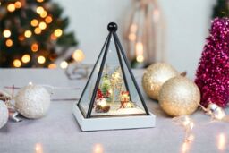 Netagon Triangle Glass Holder Snow Globe with Light Up Festive Gonk Scene Battery Operated in White - thumbnail 3