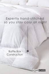 Homescapes Luxury Hotel Soft as Down Super Microfibre 2.5 Tog Summer Duvet in White - Size: Super King - thumbnail 4