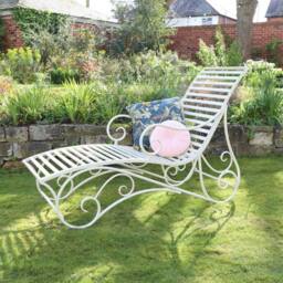 Melody Maison Large Cream Metal Sun Lounger - 58.5cm X 98.5cm - Size: 58.5 cm X 98.5 cm - thumbnail 5