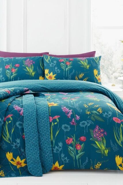 Dreams & Drapes 'Ingrid' Geo Print Foulard Duvet Cover Set in Teal - Size: King - image 1