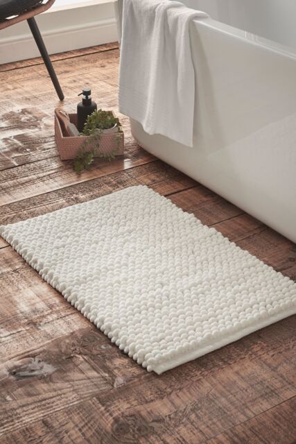 Bianca 'Aspen Bobble' Bath Mat in White - image 1
