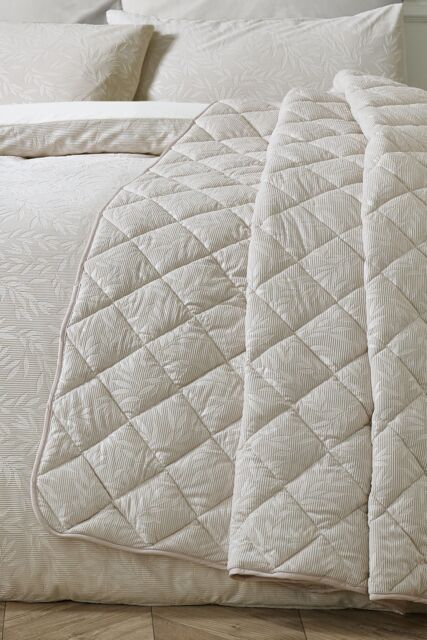 Catherine Lansfield Corded Leaves Quilted Warm & Cosy 240cm x 260cm Bedspread in Gold - Size: 240 cm x 260 cm - image 1