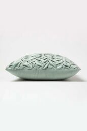 Homescapes Grace Pleated Velvet Cushion in Green - Size: 45 cm x 45 cm - thumbnail 4