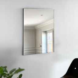 Agenzia 14 Single Bevelled Venetian Wall Mirror 90 x 60cm in Silver - Size: 90 x 60 cm - thumbnail 4
