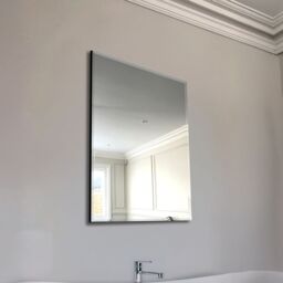 Agenzia 14 Single Bevelled Venetian Wall Mirror 90 x 60cm in Silver - Size: 90 x 60 cm - thumbnail 3