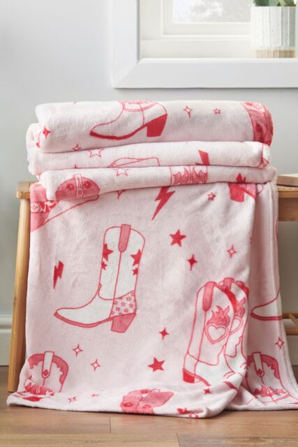 Sassy B 'Cowgirl Boots' Cosy Fleece Oversized Blanket Throw in Pink - Size: 200 cm x 240 cm