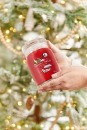 Yankee Candle Christmas Eve Signature Large Jar Candle - thumbnail 6