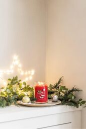 Yankee Candle Christmas Eve Signature Large Jar Candle - thumbnail 2