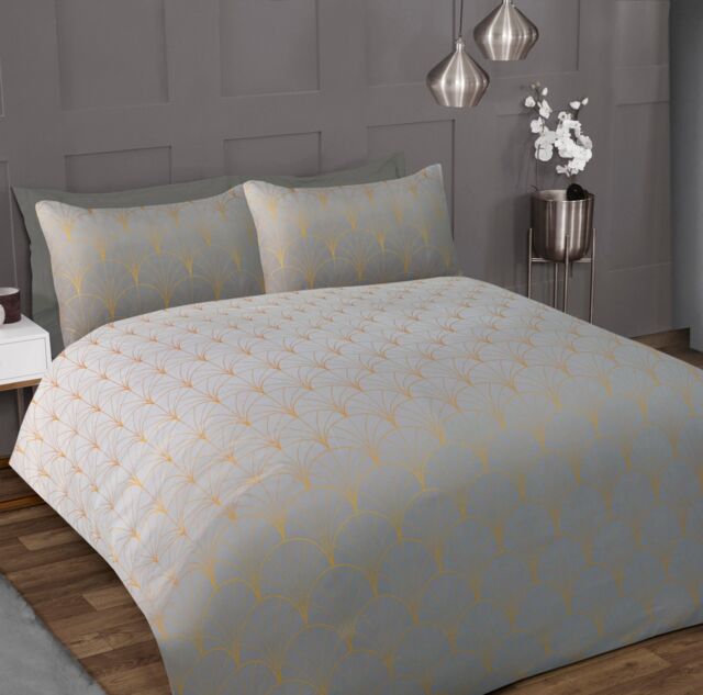 Smart Living Printed Luxury Ombre Metallic Deco Duvet Cover With Pillowcases in Grey - Size: King - image 1