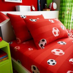 Smart Living Kids Printed Polycotton Duvet Cover With Pillowcases - Goals in Red - Size: Single Fitted - thumbnail 1