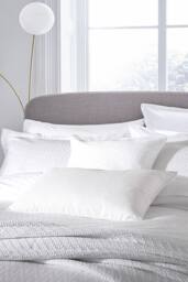 1951 'Kham' Cotton Duvet Cover in White - Size: Double - thumbnail 2