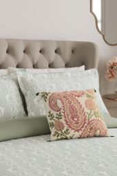 V & A 'Silk Road Paisley' Cotton Duvet Cover Set in Light Green - Size: Super King - thumbnail 2