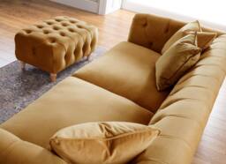 The Great Sofa Company Kensington 3-Seater Velvet Chesterfield Sofa in Gold - Size: 3 Seater - thumbnail 5