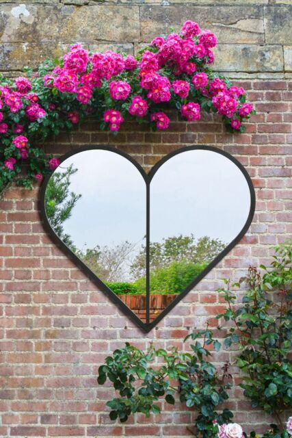 MirrorOutlet Black Metal Framed Heart Shaped Wall Garden Mirror (80CM X 80CM) MAX - Size: 1 Pack - image 1