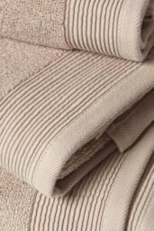 Homescapes Combed Egyptian Cotton Set of 2 Face Cloths 700 GSM in Taupe - thumbnail 3