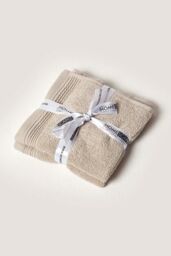 Homescapes Combed Egyptian Cotton Set of 2 Face Cloths 700 GSM in Taupe - thumbnail 1