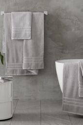 Catherine Lansfield 'Zero Twist' Bath Towel in Silver - thumbnail 4