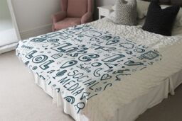 Benjamin Tate Design Social Media Blanket in Natural - Size: 120 cm x 150 cm - thumbnail 3